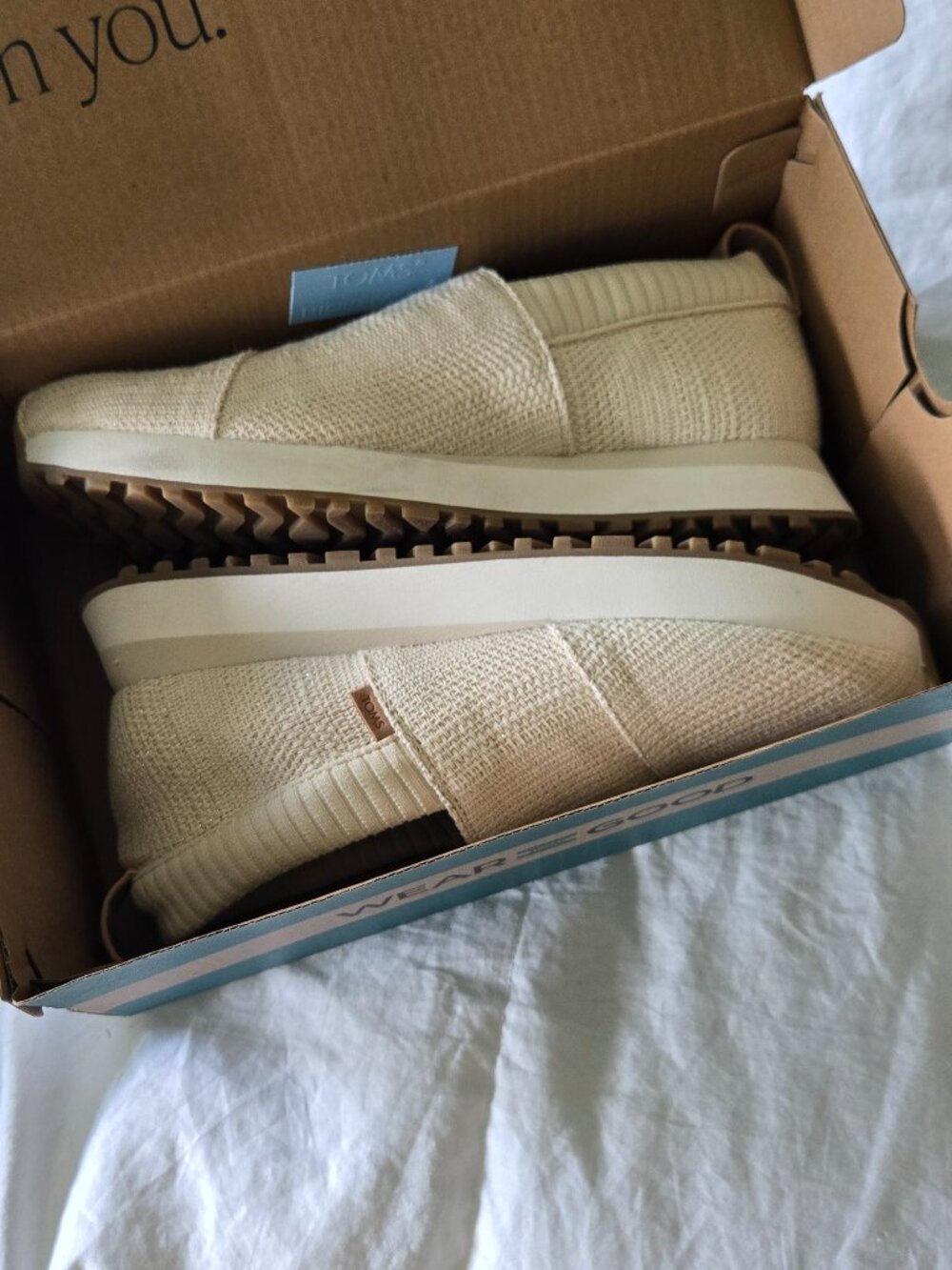 Toms Slip On Sneaker in Natural Metalic